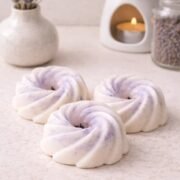 Fondants parfumés artisanaux Violette Délicate - cire naturelle coulée à la main - Niõ