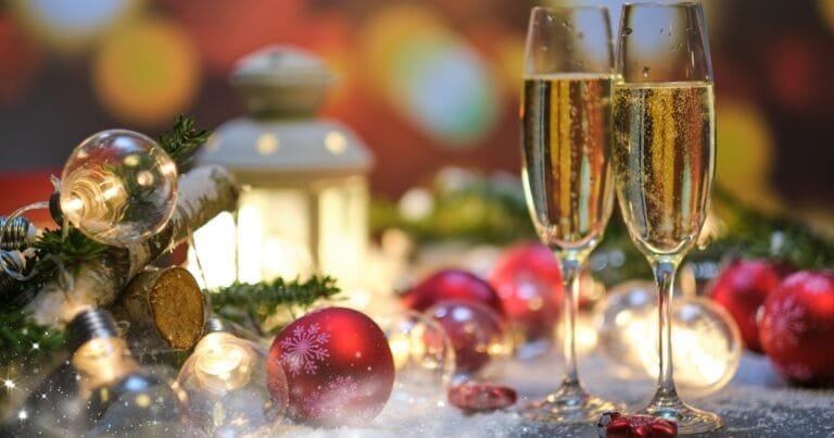 Réveillon du Nouvel An : 5 thèmes pour votre soirée de la Saint Sylvestre ? 5 réveillon du nouvel an - 5 thèmes pour la soirée de Saint Sylvestre