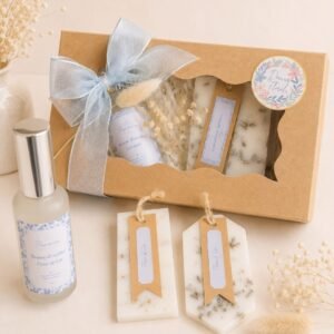 Coffret cocooning - Douceur Florale - Brume et suspensions parfumés artisanales - écrin carton - Niõ Coffret cocooning - Douceur Florale - Brume et suspensions parfumés artisanales - écrin carton - Niõ