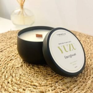 bougie parfumée yuzu énergisant - fait main - boite en métal - Niõ par N'importe où