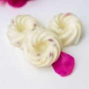 fondant parfumée Bella Vita - parfum estival - Iris Poire Patchouli - Niõ fondant parfumée Bella Vita - parfum estival - Iris Poire Patchouli - Niõ