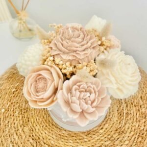 MOCHA - Bouquet éternel en fleurs de cire végétale parfumée Fleurs de Lin et Coton sans CMR - Nio par N'importe où MOCHA - Bouquet éternel en fleurs de cire végétale parfumée Fleurs de Lin et Coton sans CMR - Nio par N'importe où