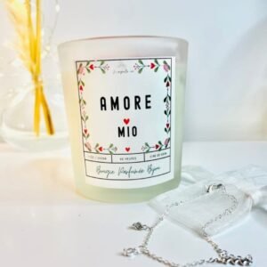 Bougie romantique Amore Mio - avec un bijou argenté - Niõ Bougie romantique Amore Mio - avec un bijou argenté - Niõ