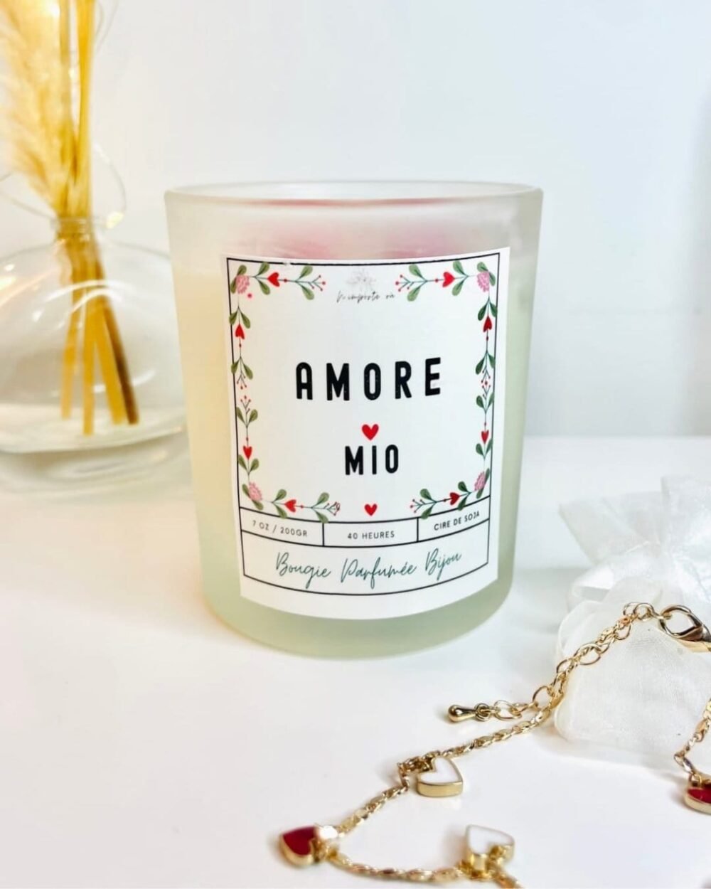 Bougie romantique Amore Mio - avec un bijou doré - Niõ Bougie romantique Amore Mio - avec un bijou doré - Niõ