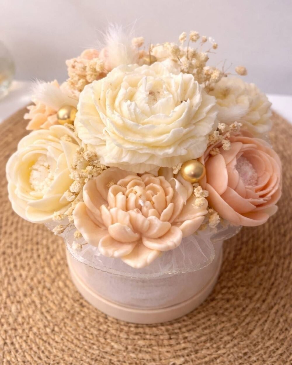 Bouquet éternel en cire parfumée - Fait Main - Nio par N'importe où Bouquet éternel en cire parfumée - Fait Main - Nio par N'importe où