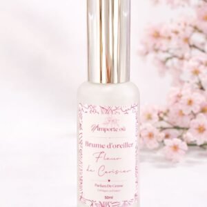 Brume d’oreiller Fleur de Cerisier - rituel de nuit - flacon en verre - Niõ par N’importe où Brume d’Oreiller Fleur de Cerisier – Rituel Nuit Floral Délicat & Apaisant