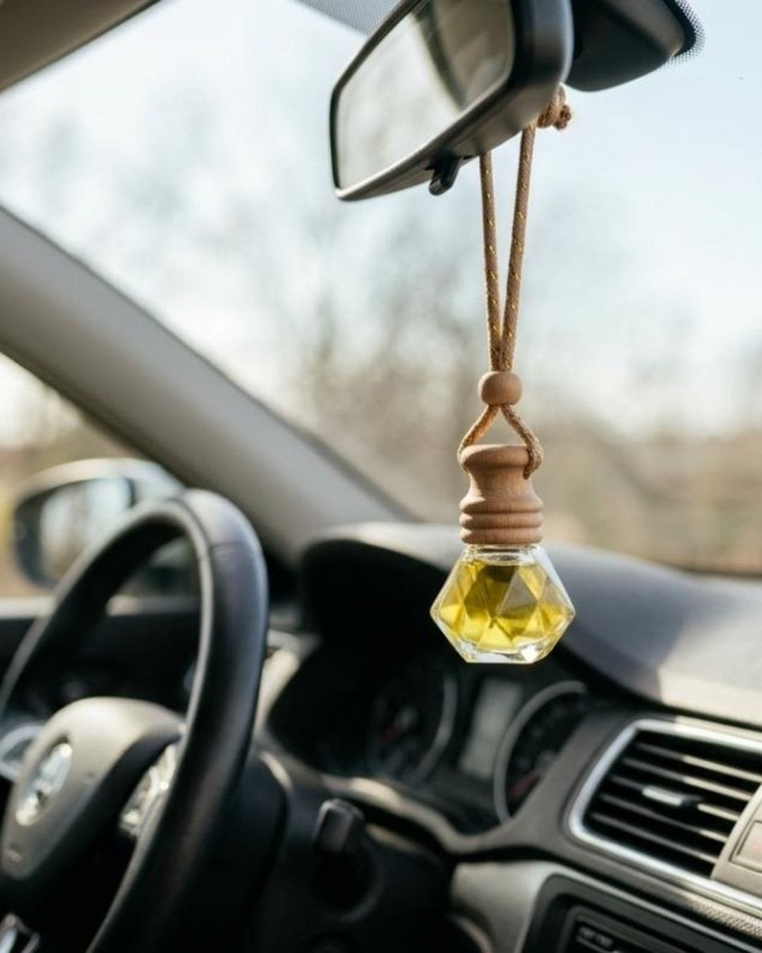 Diffuseur de parfum pour voiture idéal fête des pères Diffuseur de parfum design et naturel pour la voiture Niõ. Idée cadeau fête des pères