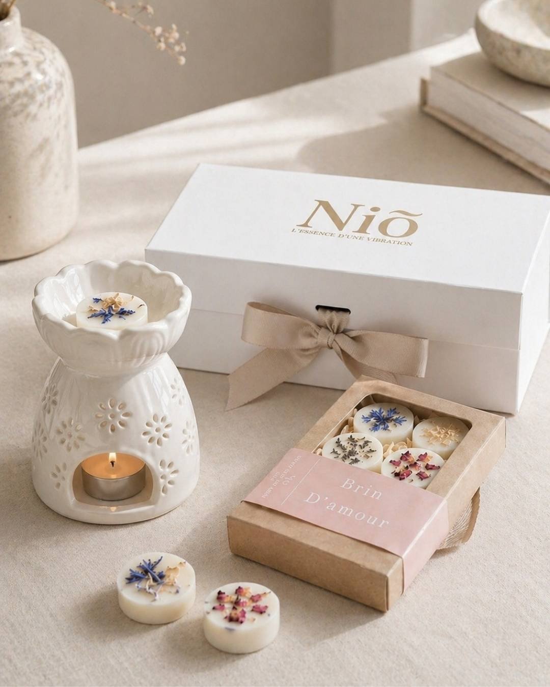 Coffret Découverte Jardin suspendu - Brûle parfum et 6 fondants parfumés - Premium - Niõ -1 Coffret Découverte Jardin suspendu - Brûle parfum et 6 fondants parfumés - Premium - Niõ -1